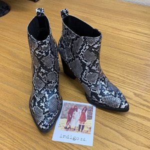 Indigo Rd Adore Booties